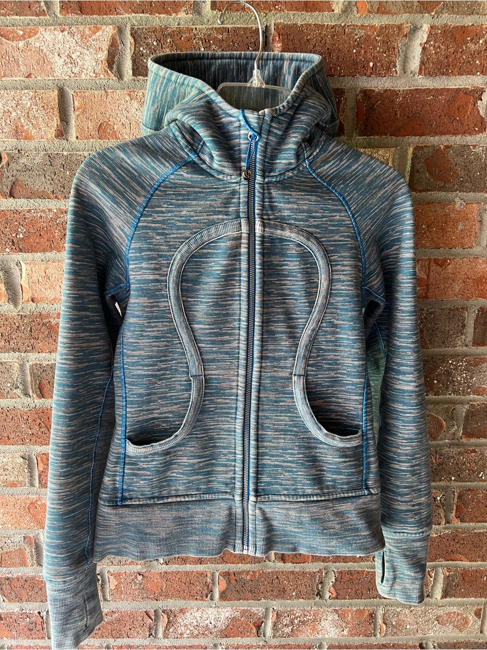 Lululemon Scuba Jacket Wee Are
From Space  Size 6